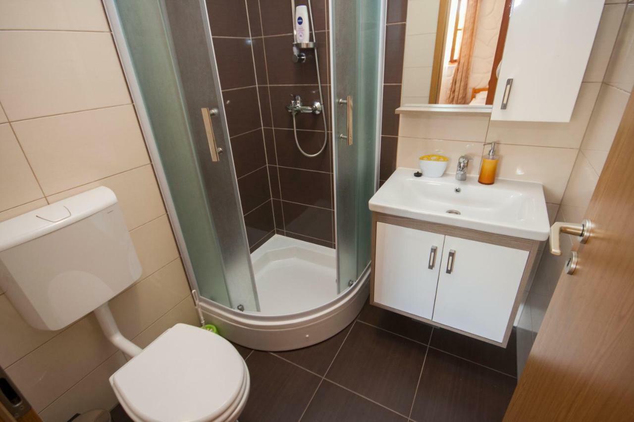 Rooms Katarina Lozovac Ngoại thất bức ảnh